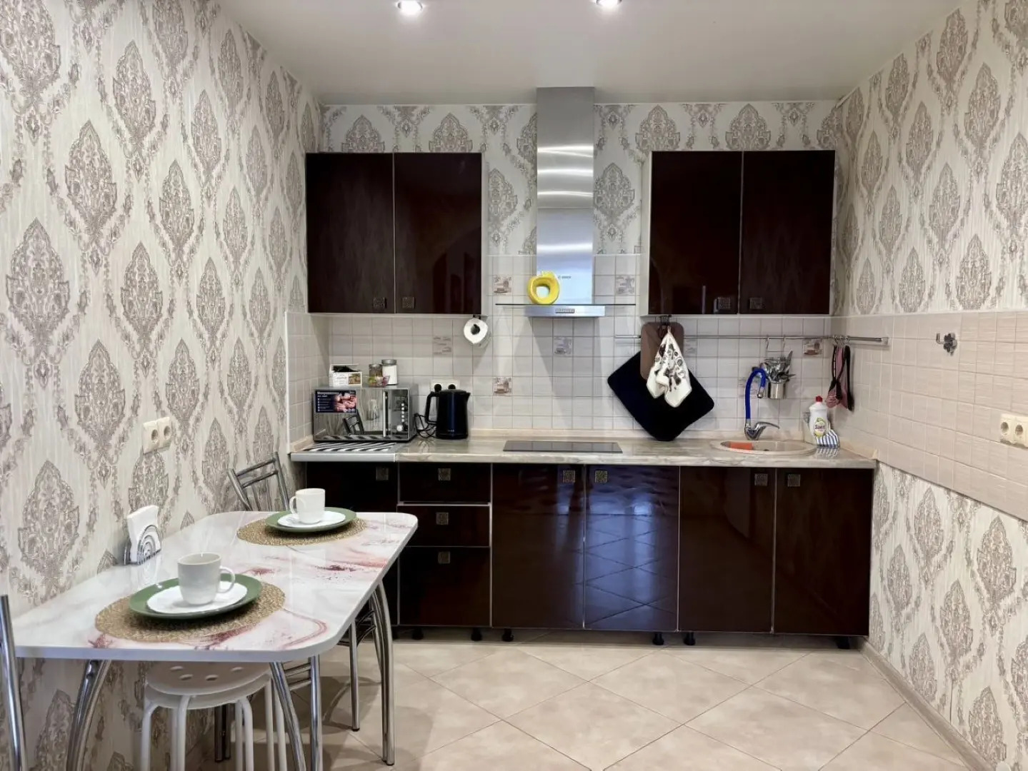 Квартира Двухкомнатная на улице Юности 2