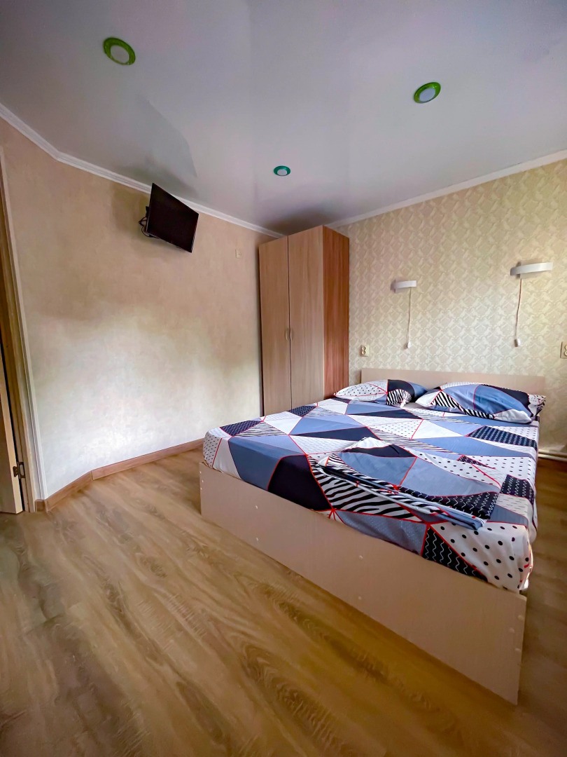 Апартаменты Двухкомнатные с двориком и парковкой