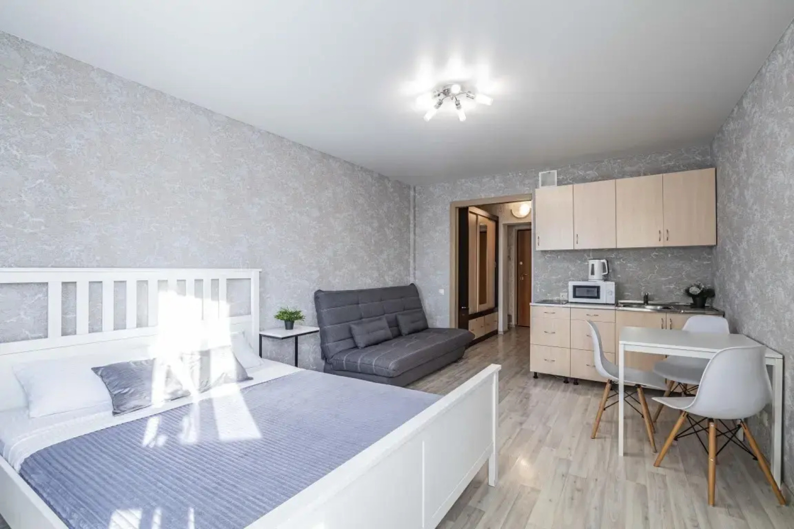 Апартаменты DreamHouse Юмашева 6-6