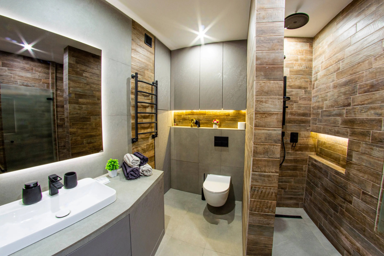 Апартаменты с Панорамным Балконом 1122