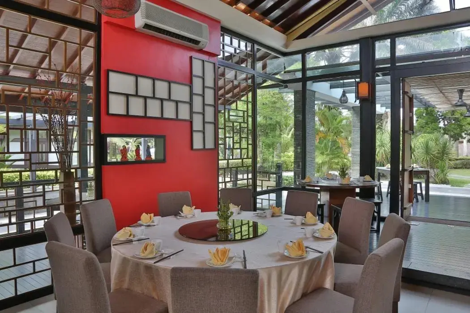 Отель Cyberview Resort & Spa