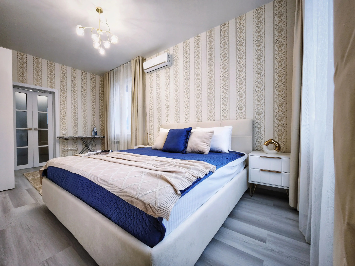 Квартира Уютная на улице Сергея Борзенко