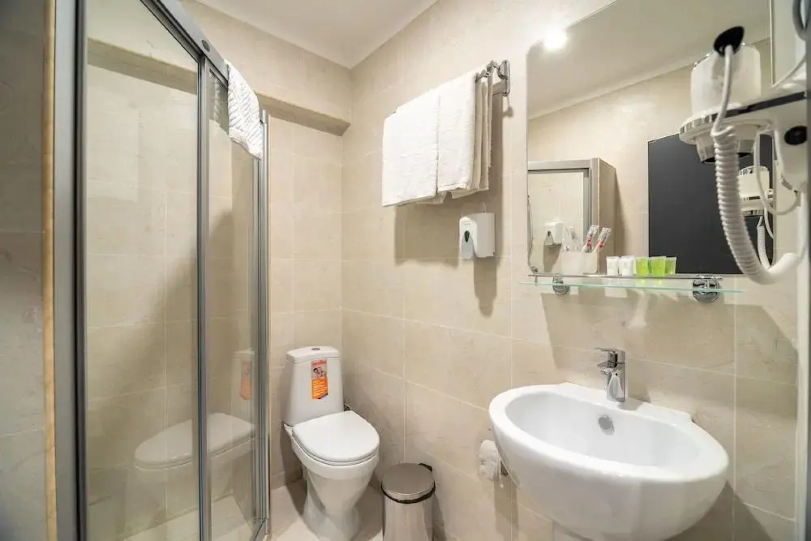 Отель Mildom City