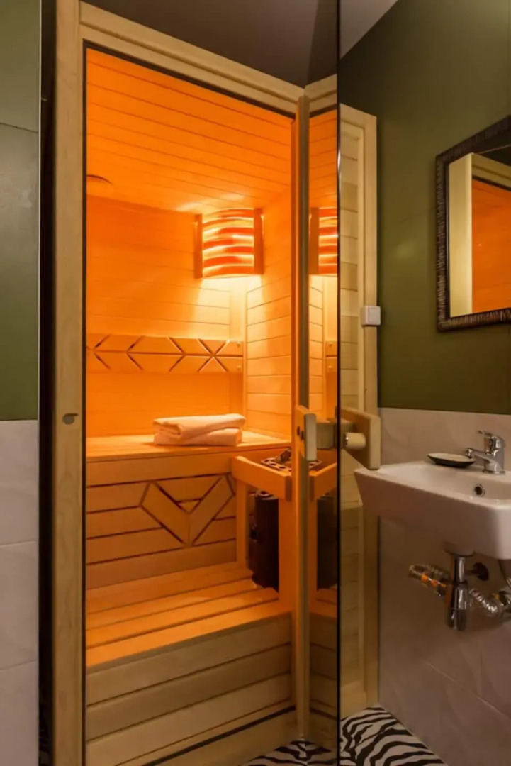 Апартаменты с Сауной и Джакузи Сафари