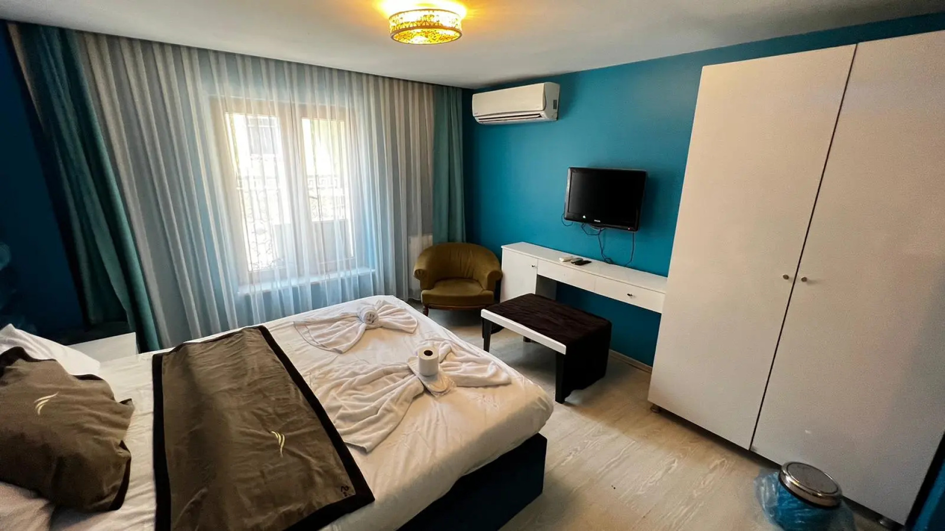 Отель Moon Blue