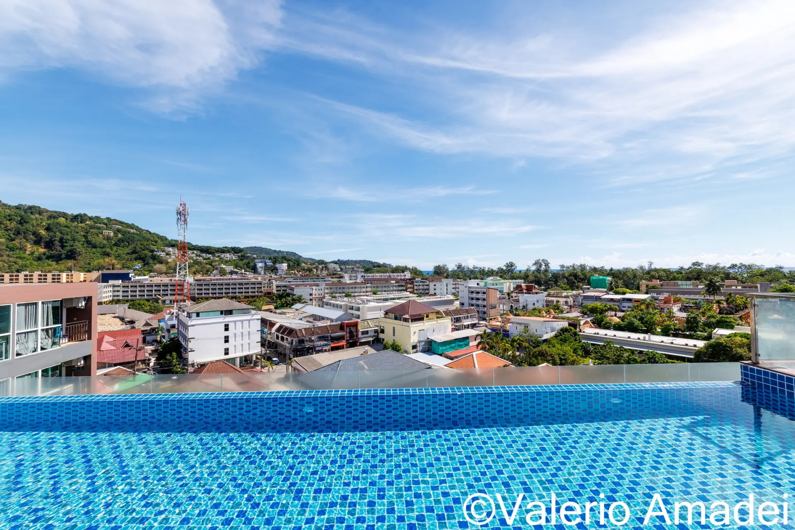 Апартаменты OMNIA Phuket - Ozone Condotel