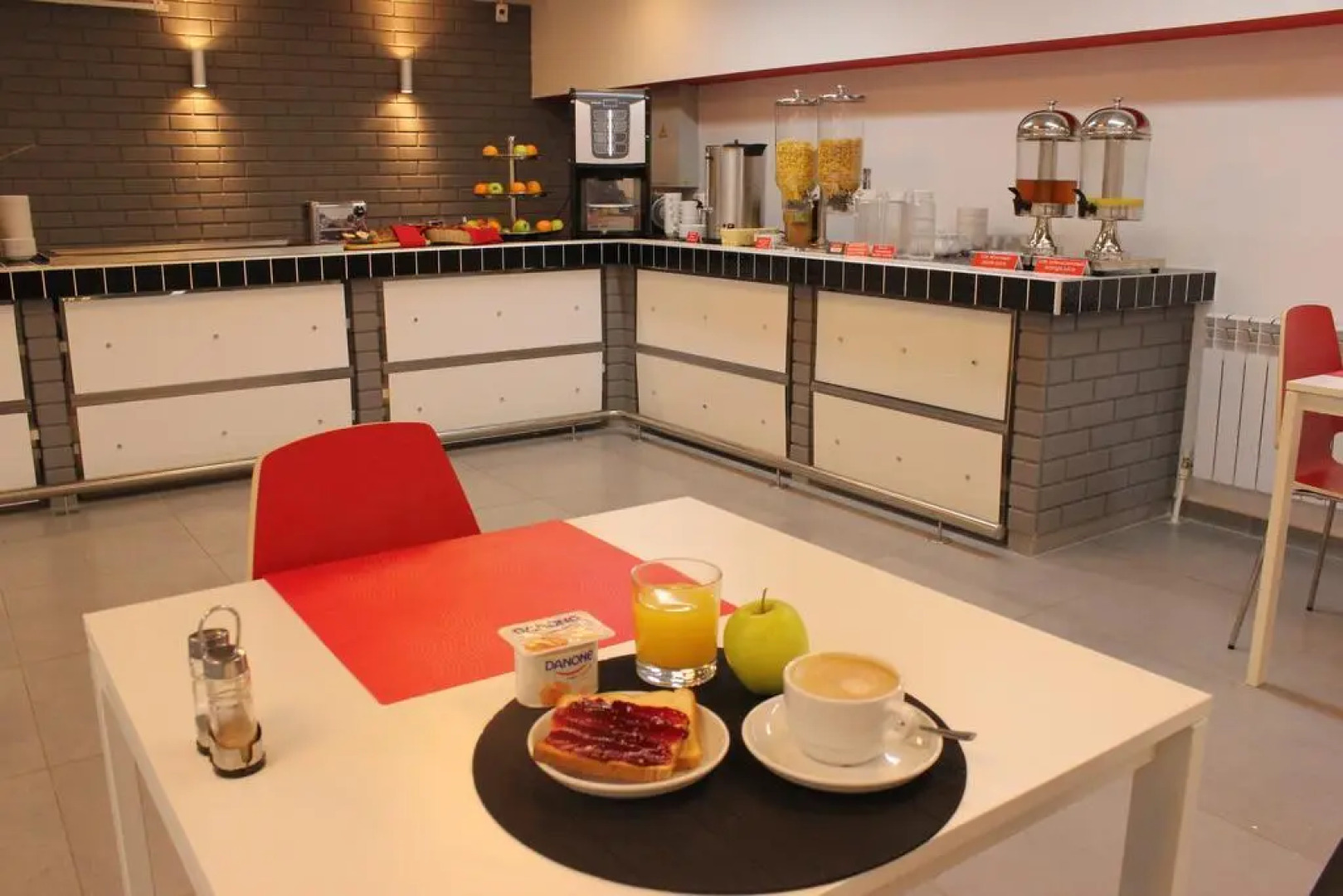 Отель Чисто