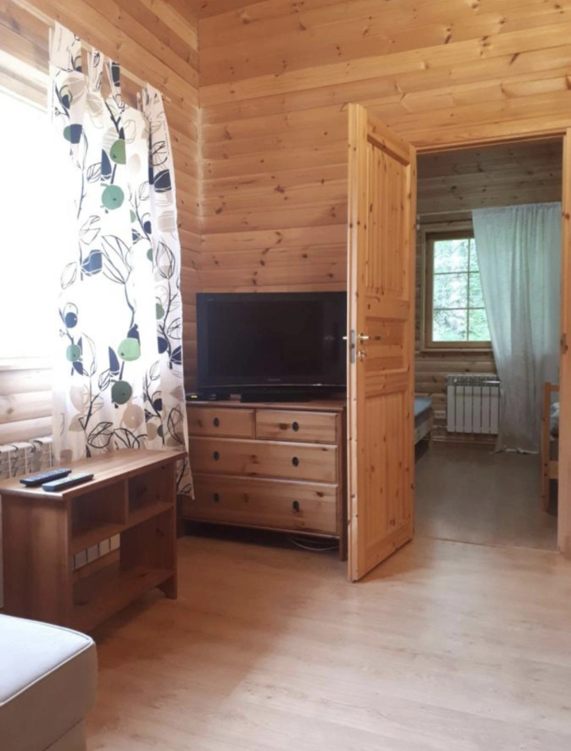 Частный Дом Коттедж с Тремя Спальнями