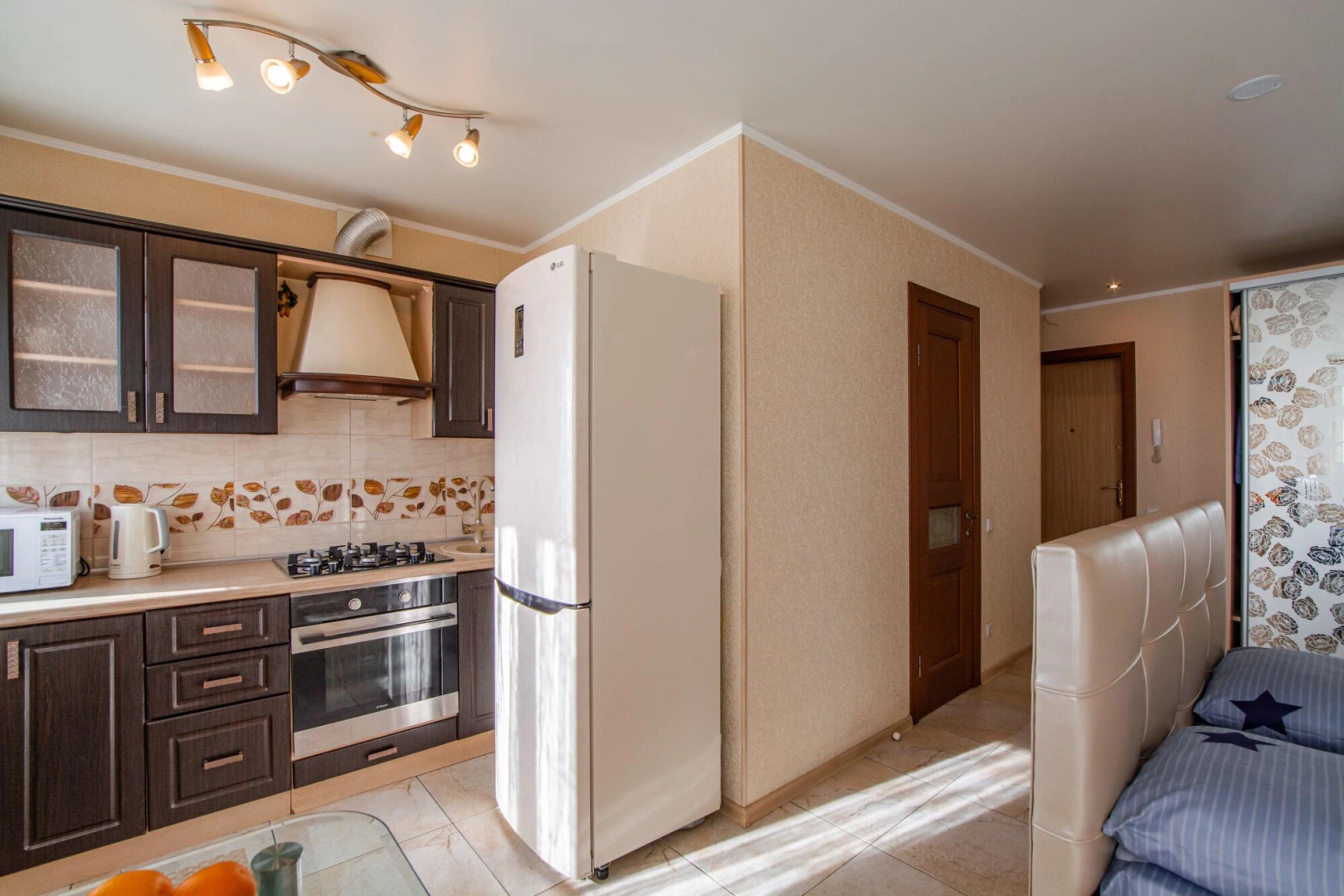 Квартира с Видом на Волгу