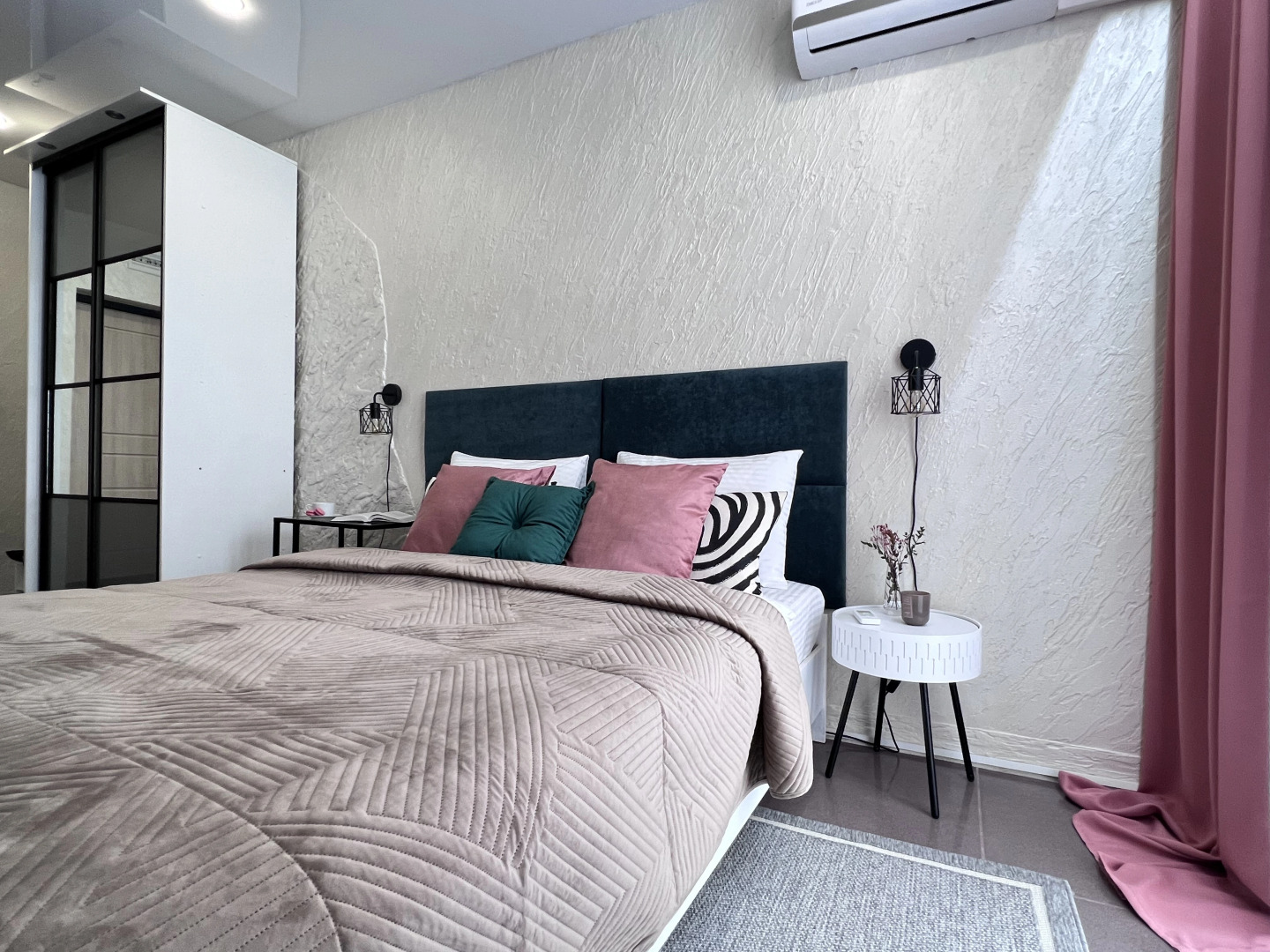 Апартаменты Family by the River