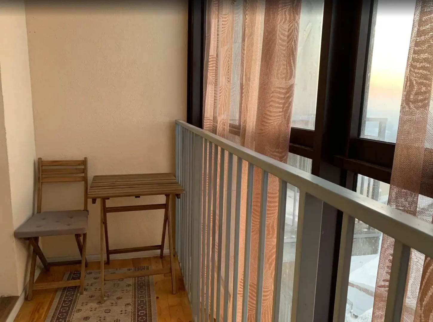 Апартаменты LifeHome на Иванова 1