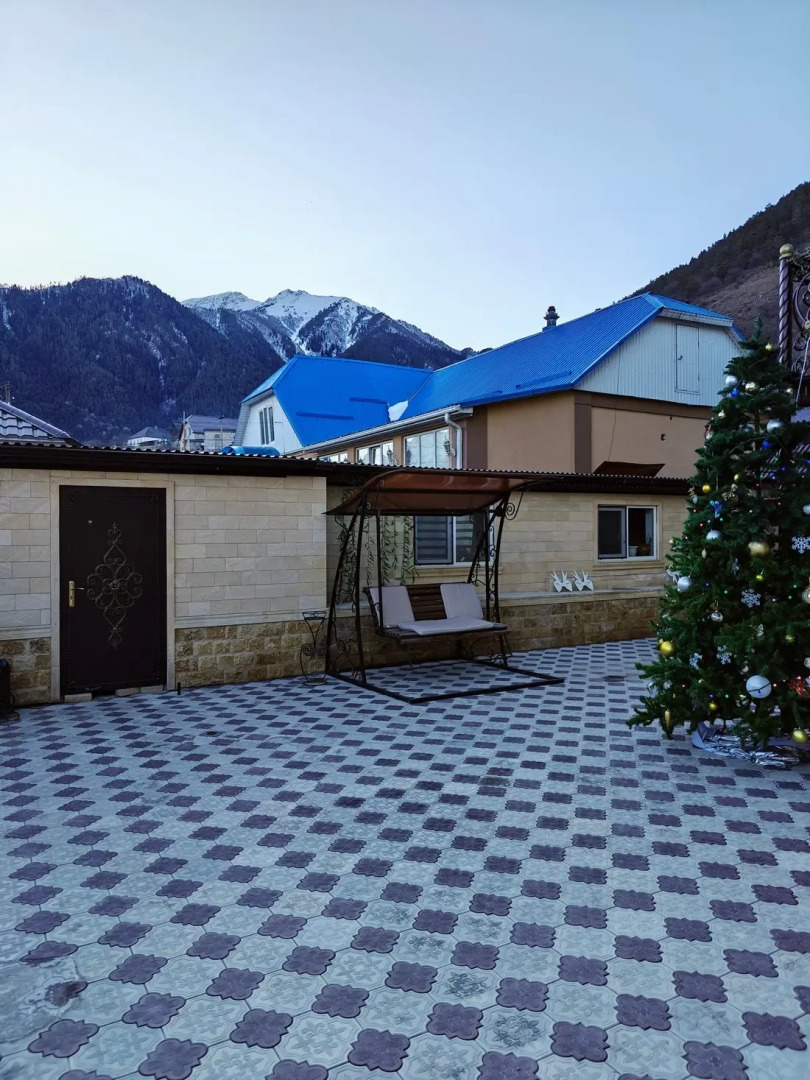 Отель Golden House