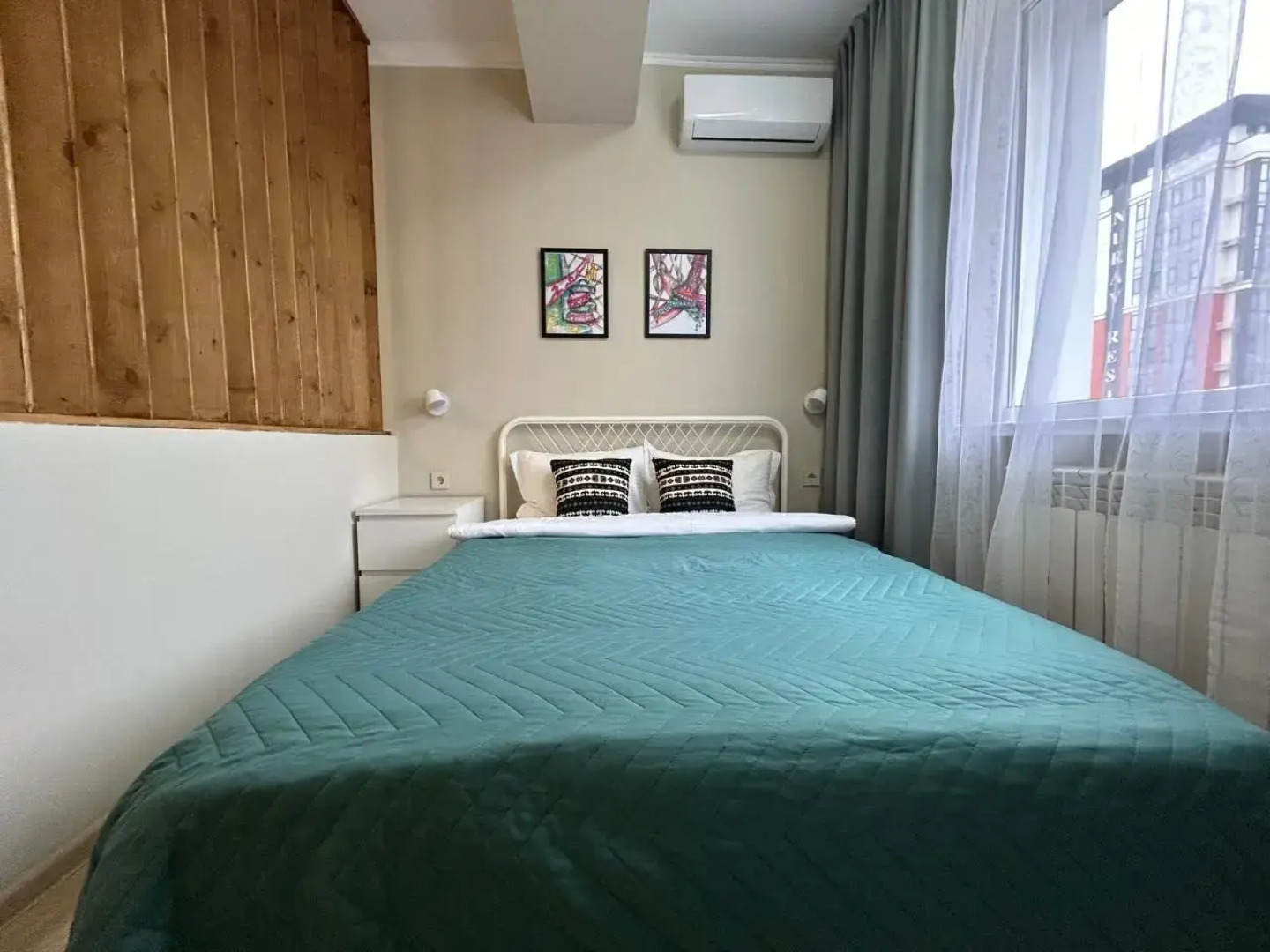 Апартаменты Студия Алма с  прекрасным видом на город