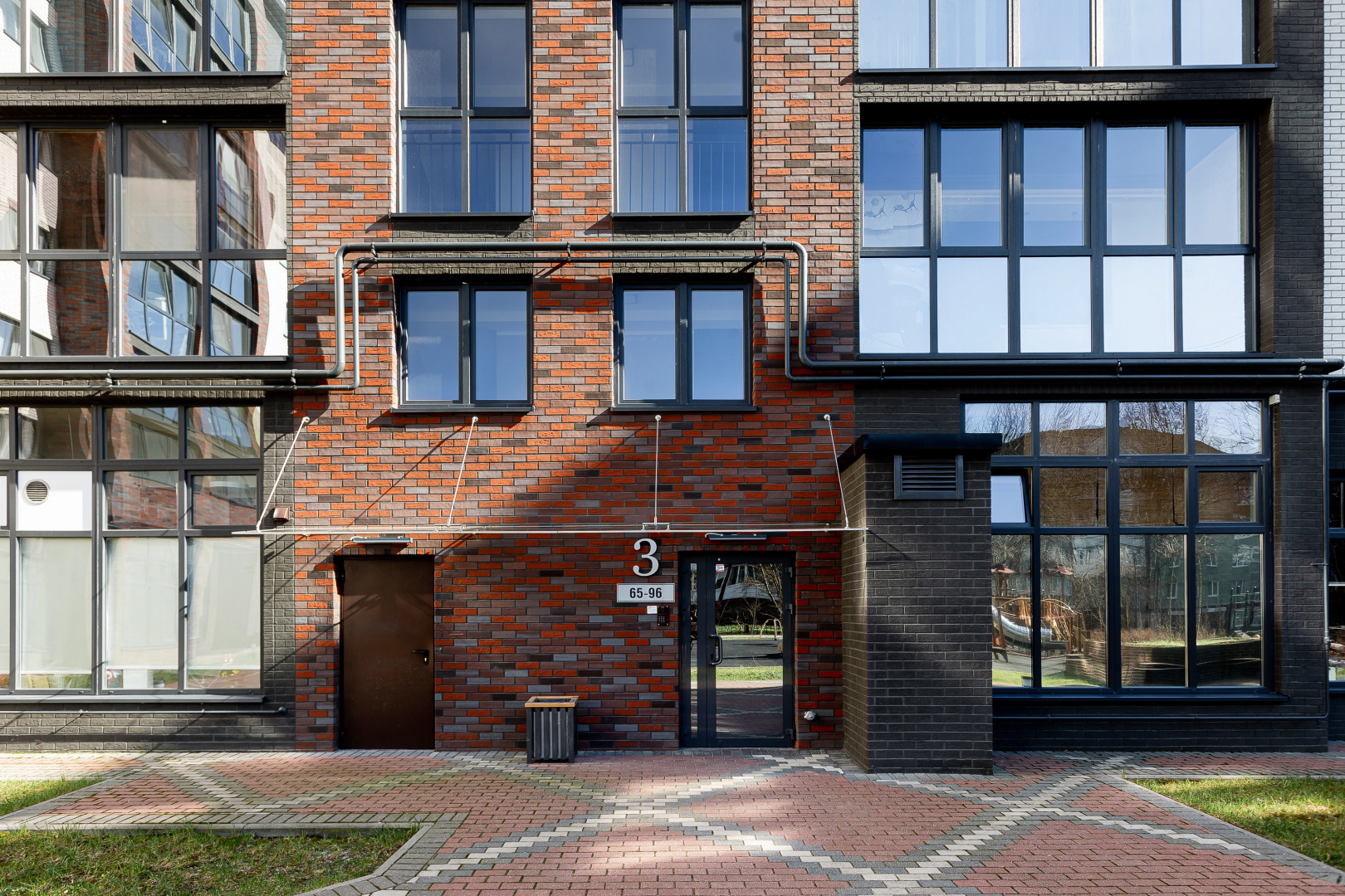 Апартаменты комфортные с прекрасным видом у площади Победы