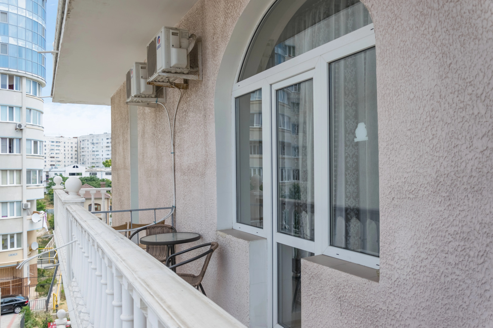 Апартаменты с балконом и видом на море