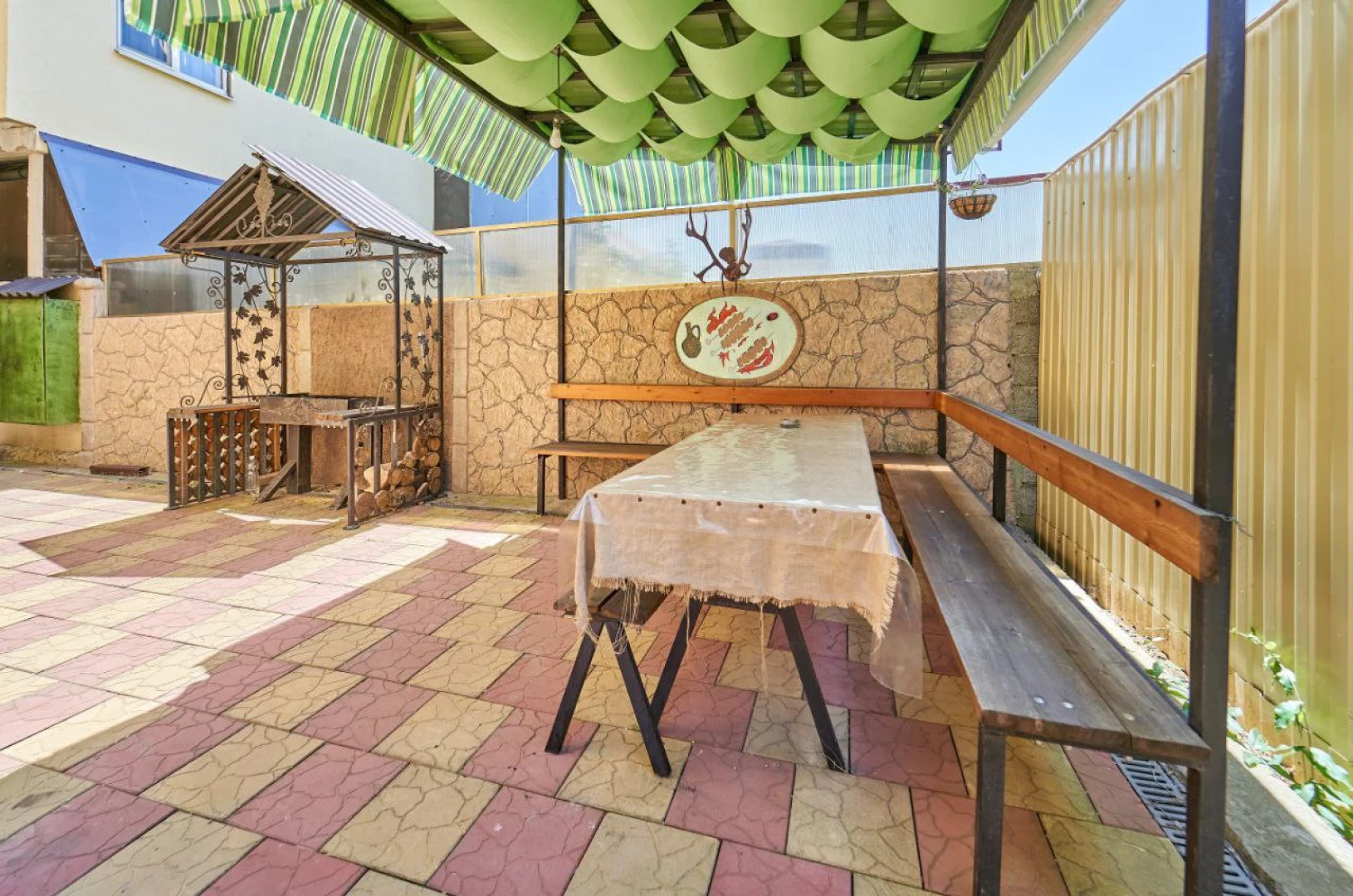 Апартаменты 2-х Комнатные на Перелетной