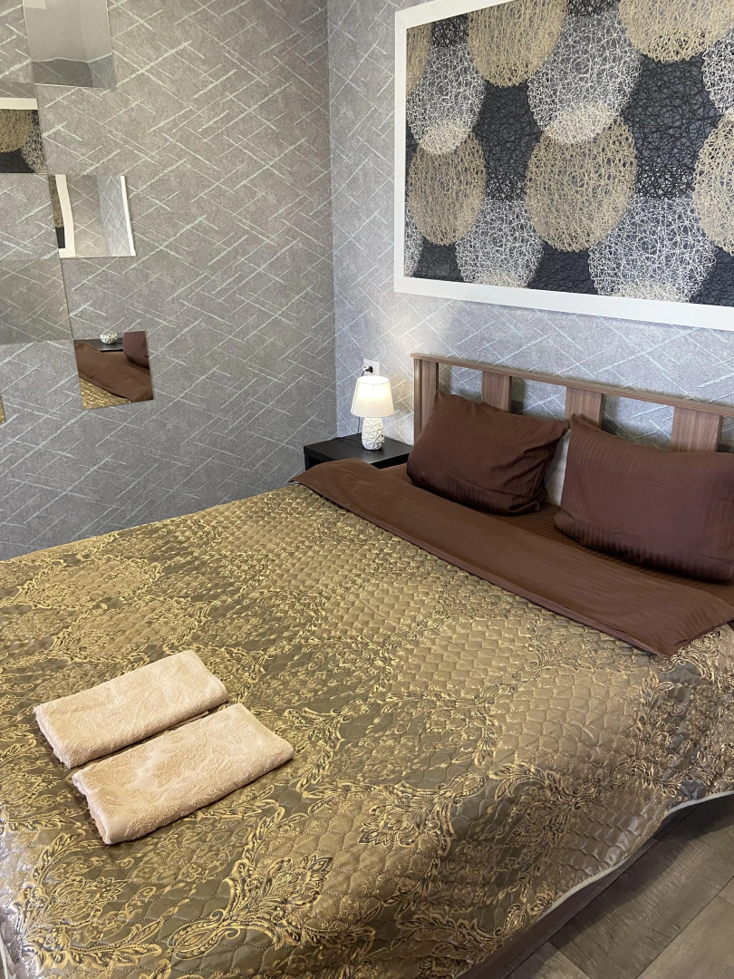 Апартаменты Dubki с Джакузи Шестиместные с 4 кроватями