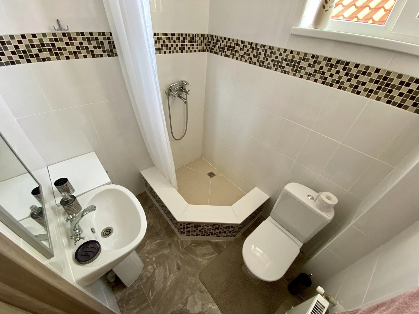 Гостевой дом 38 Попугаев