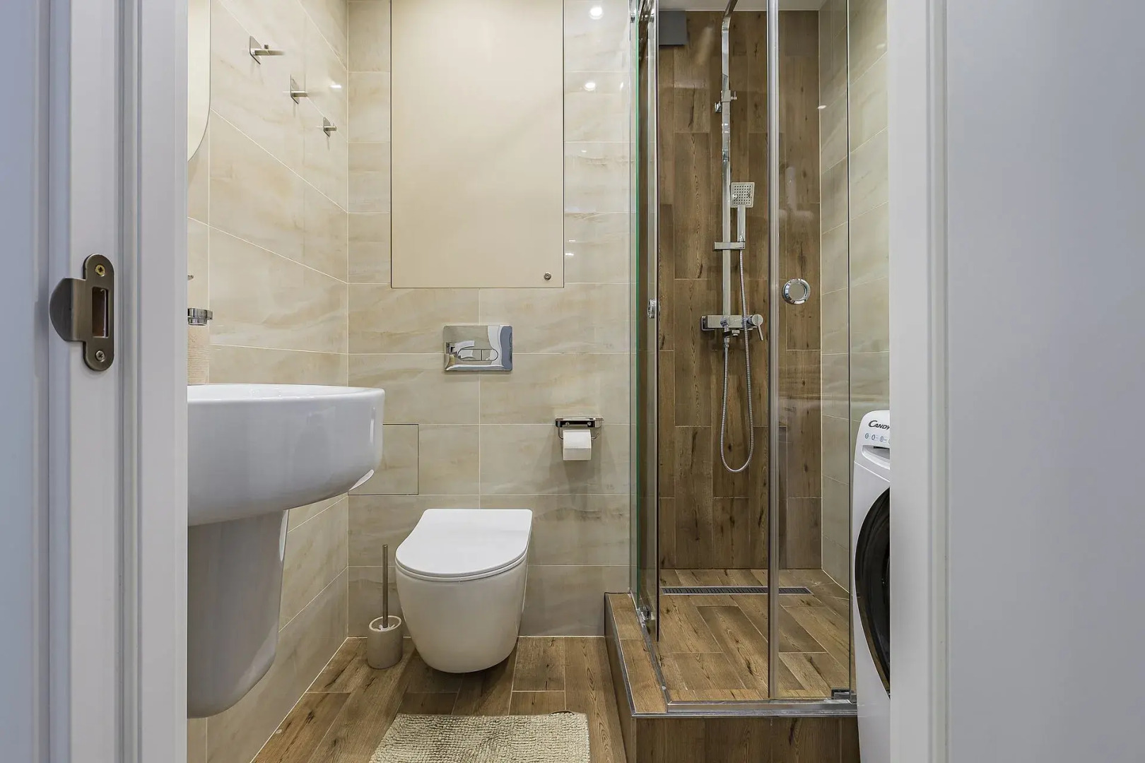 Апартаменты в центре на улице Горького 152а Сова-Дом