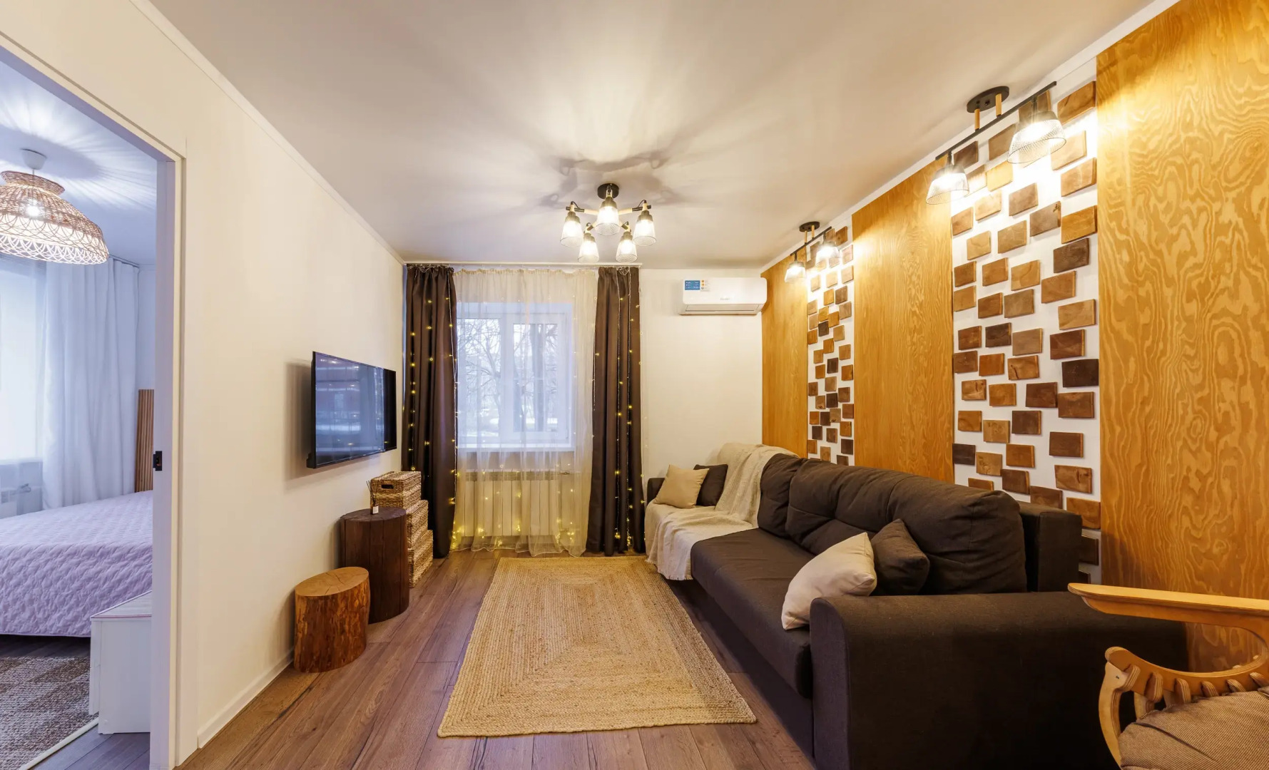 Квартира Двухкомнатная на Сойфера 37