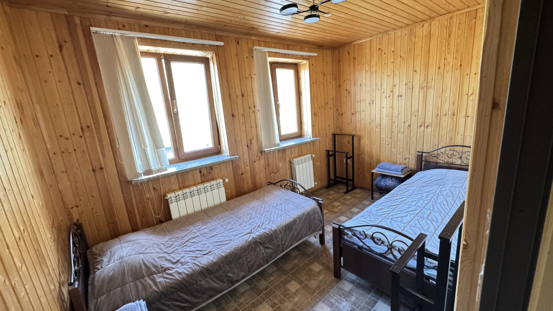 Частный Дом в горах Вeрхний Фиагдoн с баней и бассейном