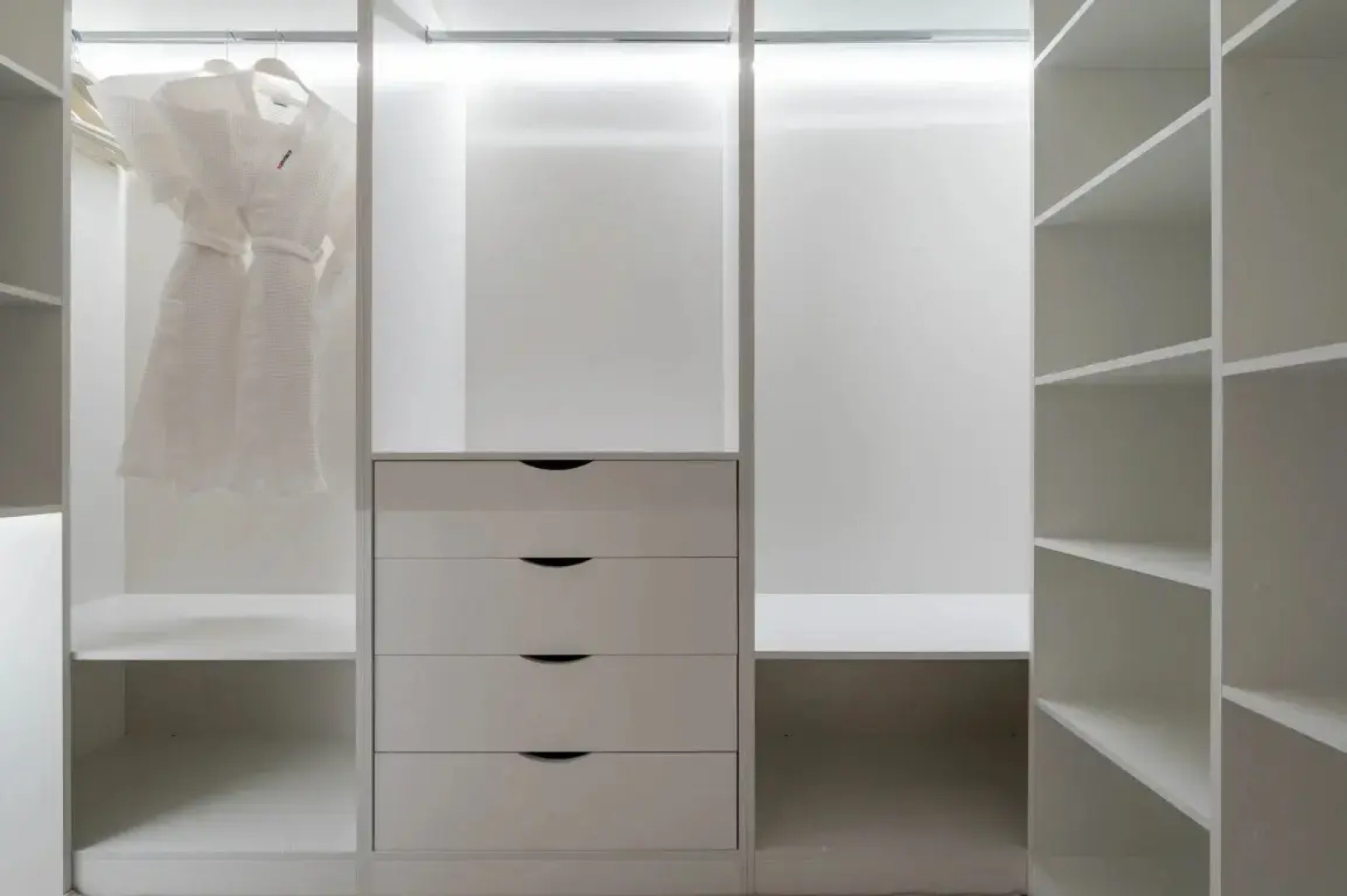 Апартаменты RED APARTMENTS Светлана Парк Офелия