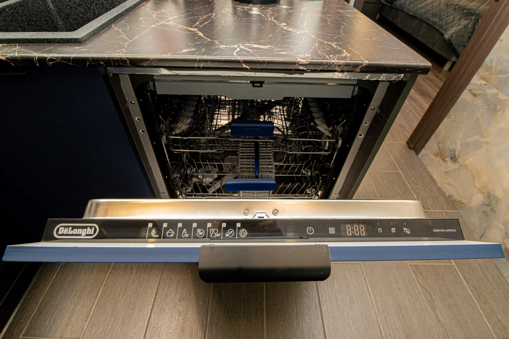 Квартира комфортабельная однокомнатная к Вашим услугам всего в 5 минутах ходьбы от метро Семеновская