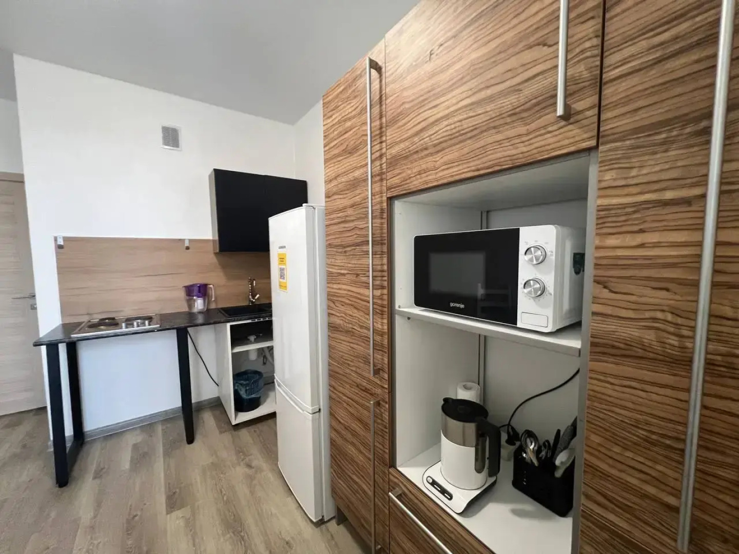 Квартира AlexHome РП Свердловский Строителей 9