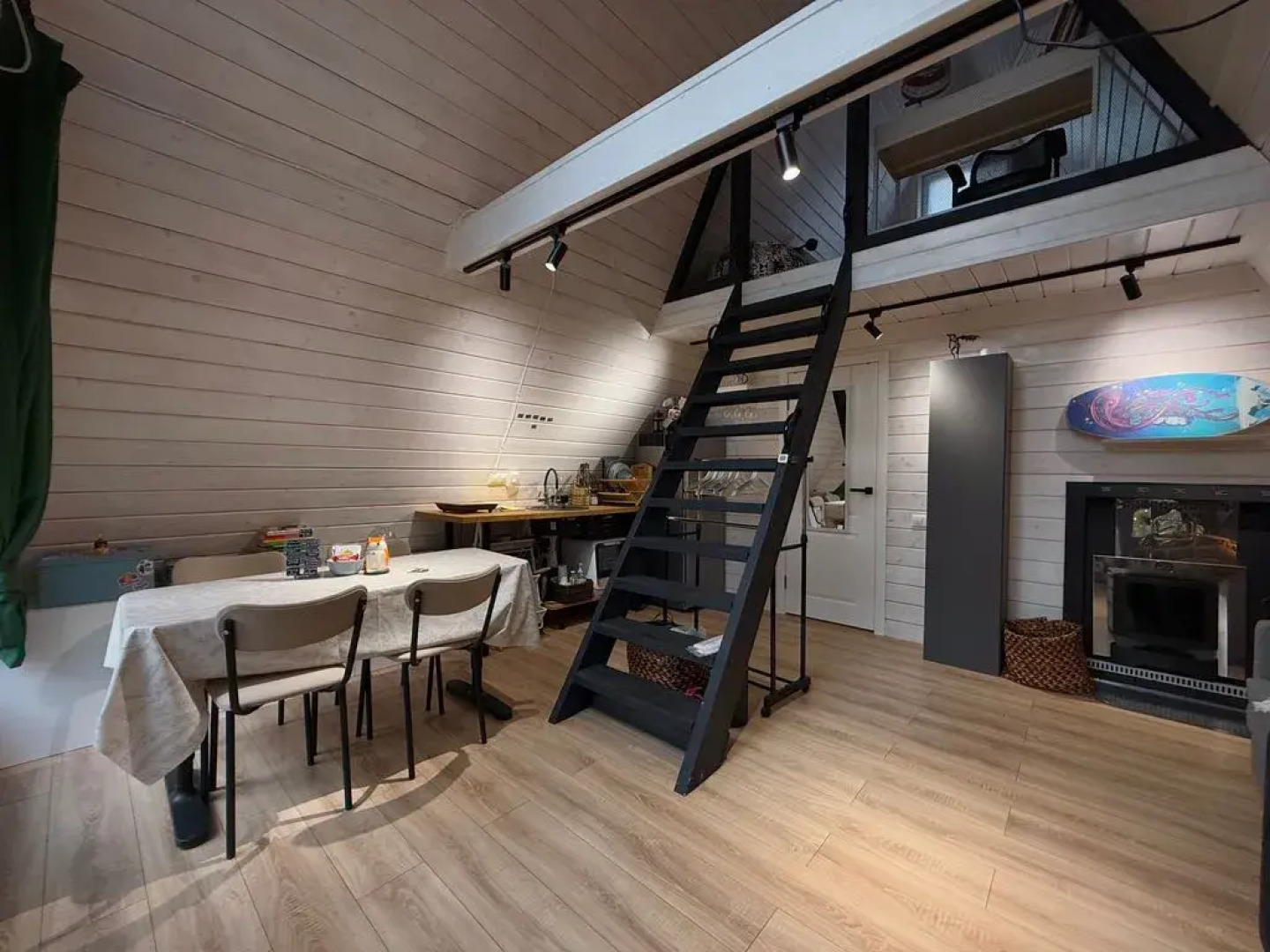 Частный дом с баней в лесу на берегу Истринского водохранилища