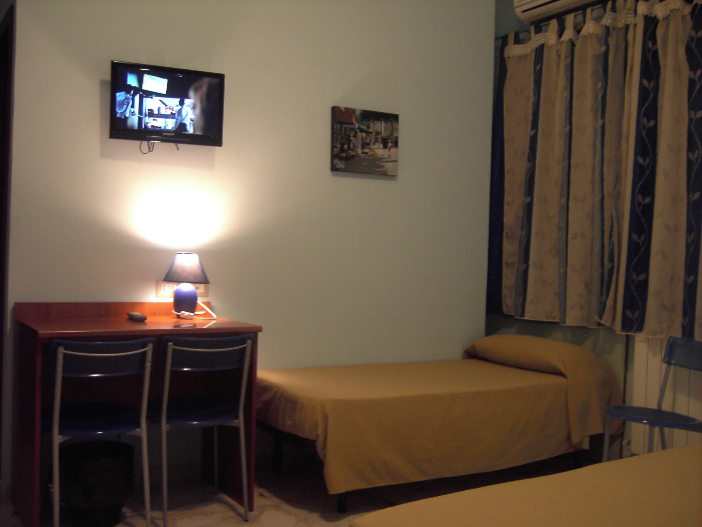 Мини-Отель Etna Inn