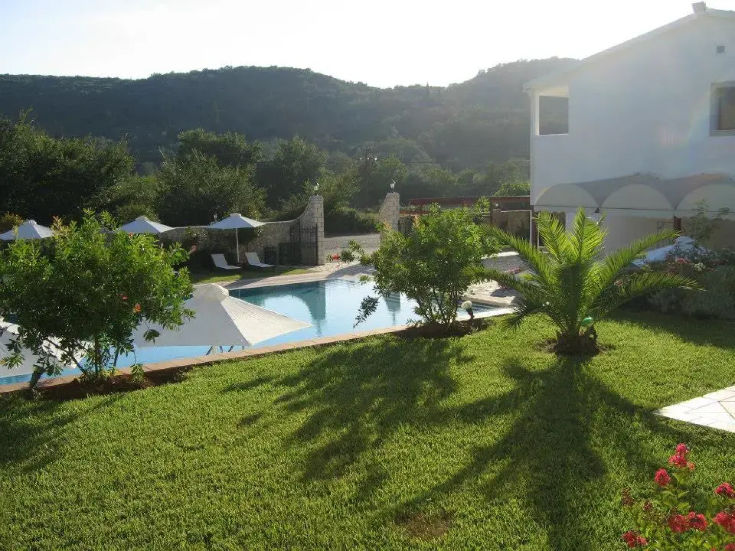 Отель Paradise Inn