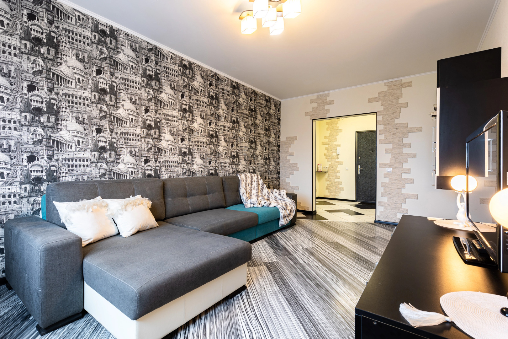 Апартаменты на Проспекте Машерова 43