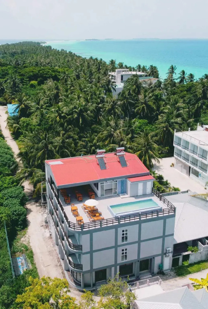 Отель Grand Beach Dhigurah