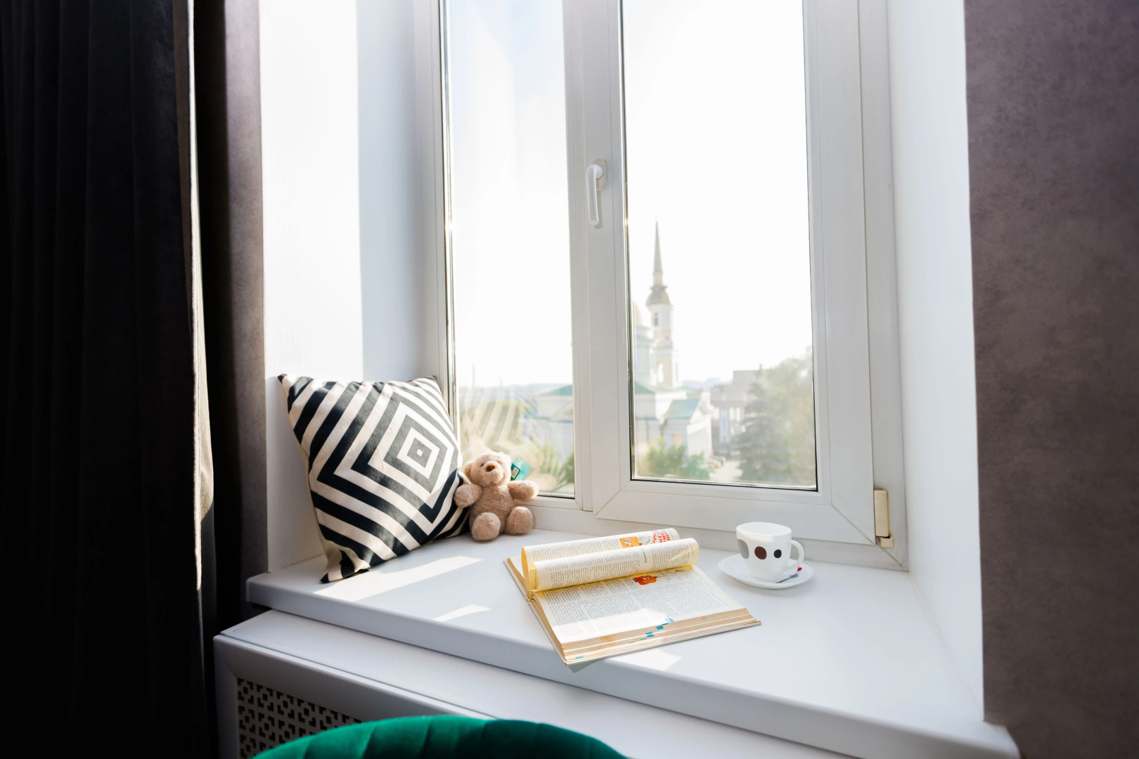 Квартира с видом на собор Александра Невского