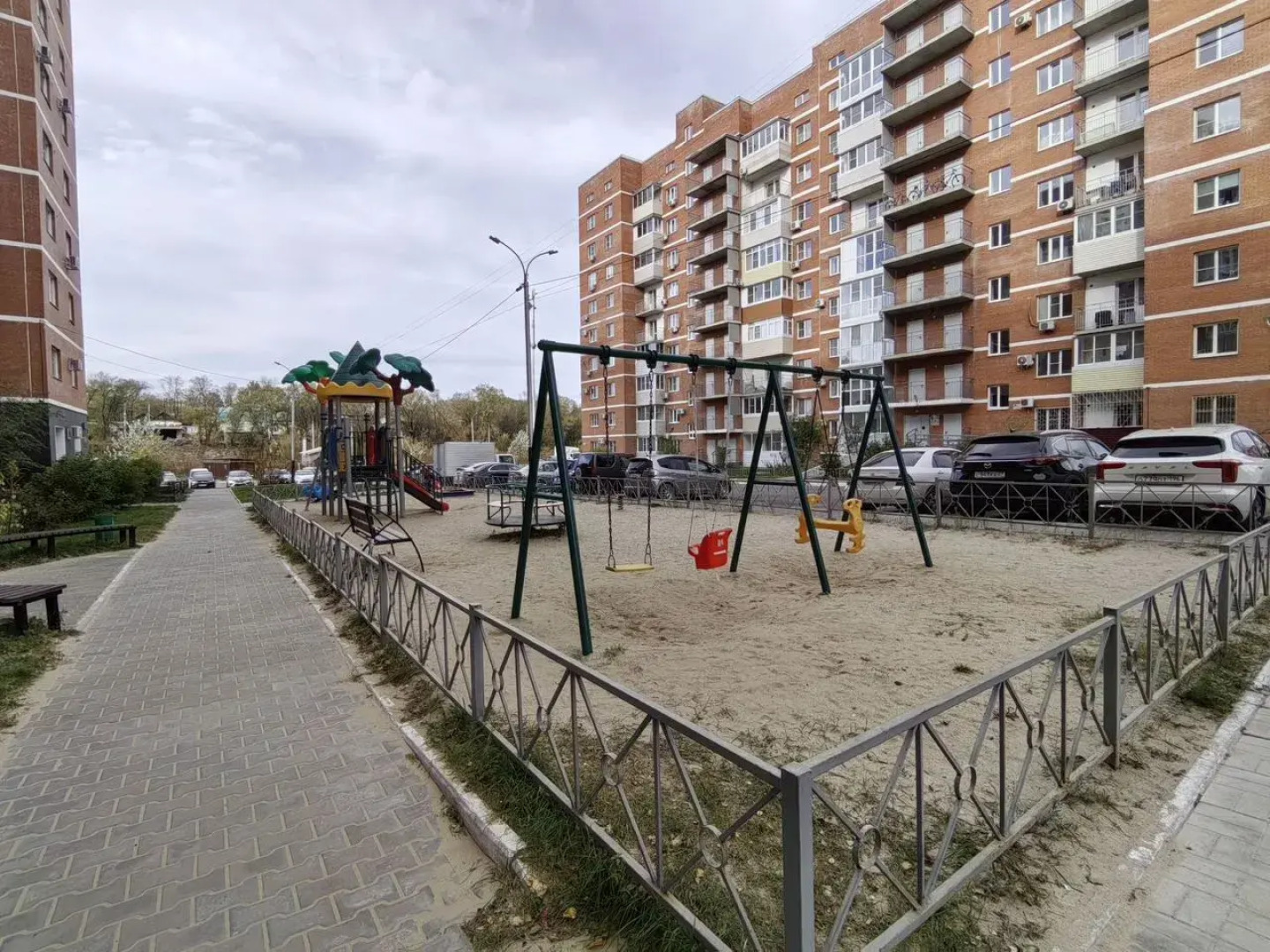 Квартира рядом c цeнтpoм гopода