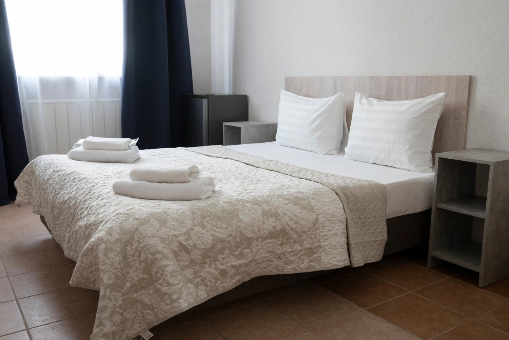 Отель Афина