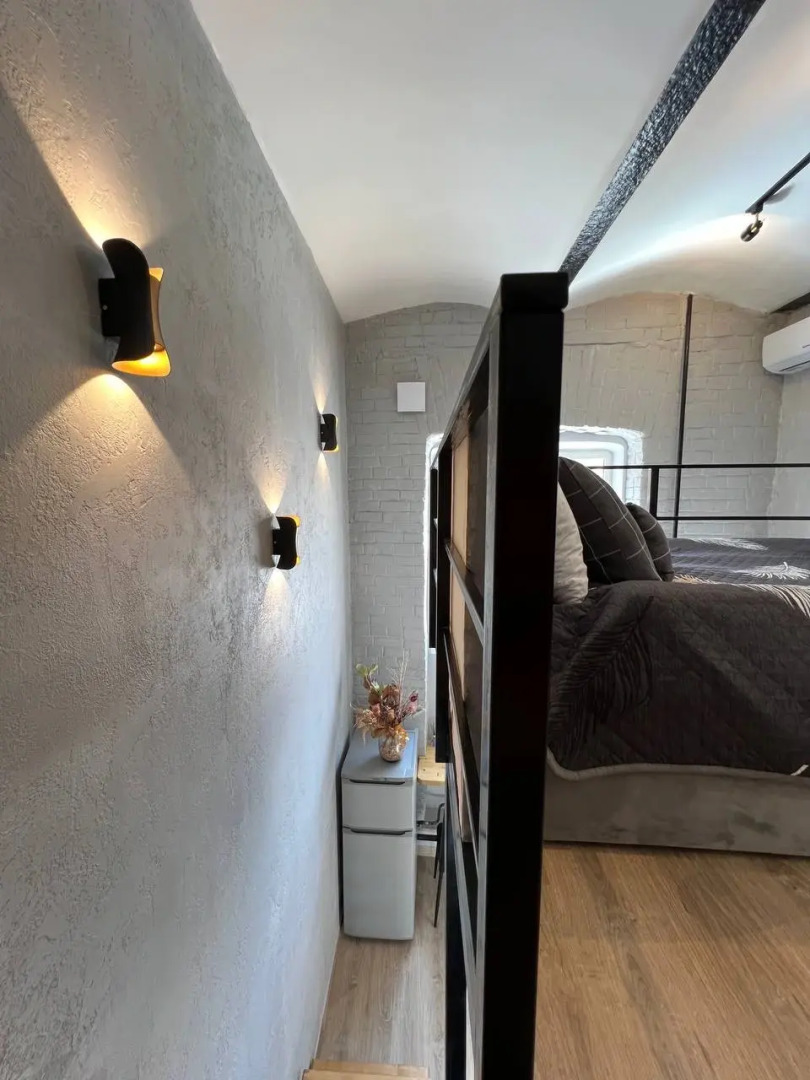 Апартаменты Уютная студия Grey Cat у Набережной реки Яузы