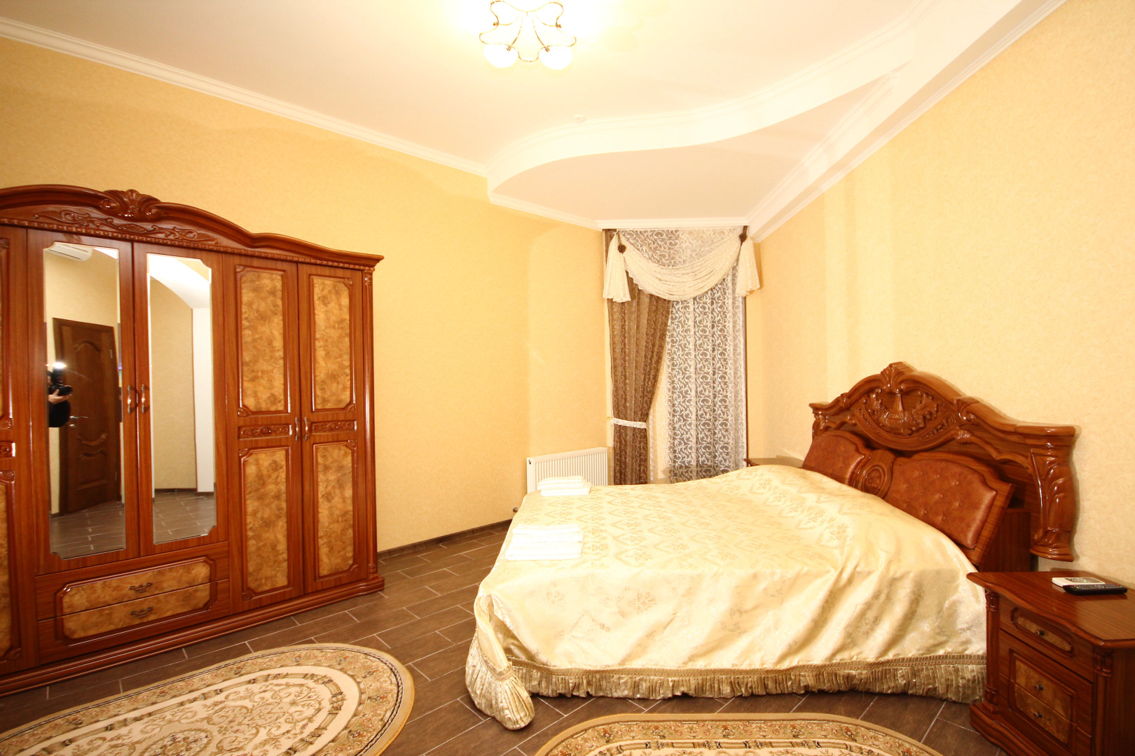 Отель California