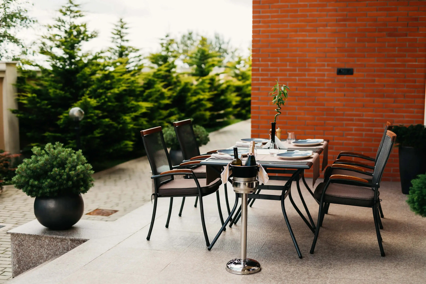 Отель  Briliant