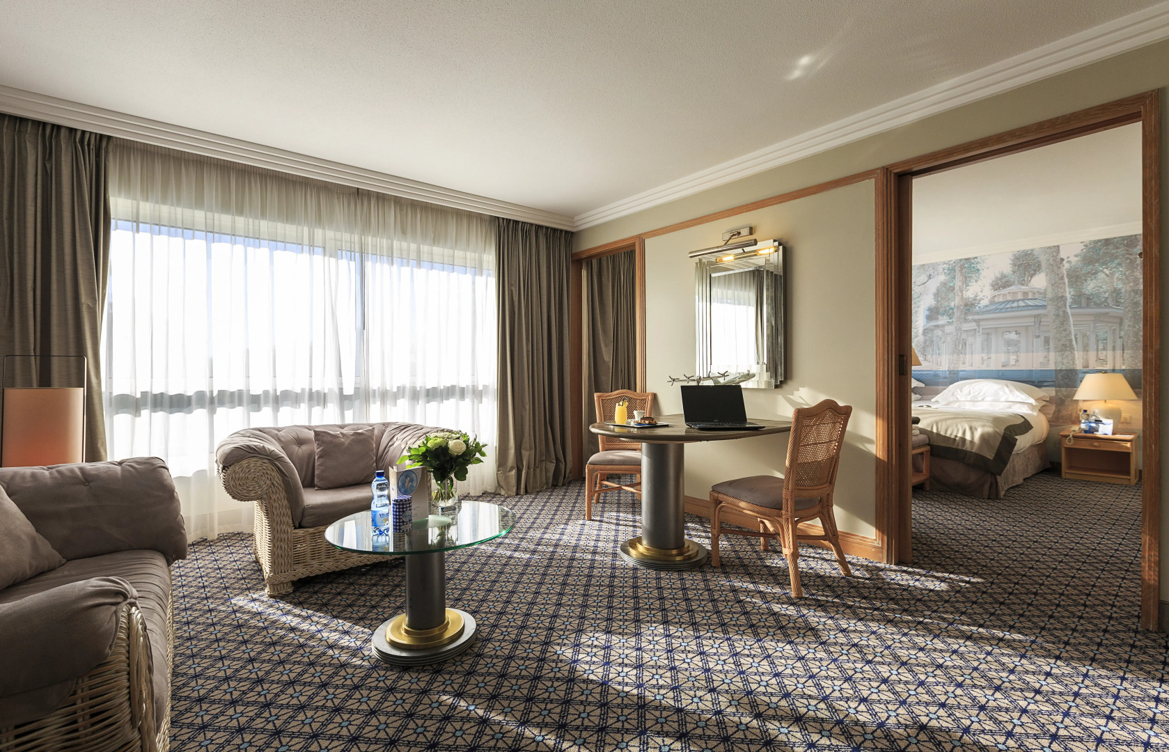 Отель Vichy Spa Hôtel Les Célestins