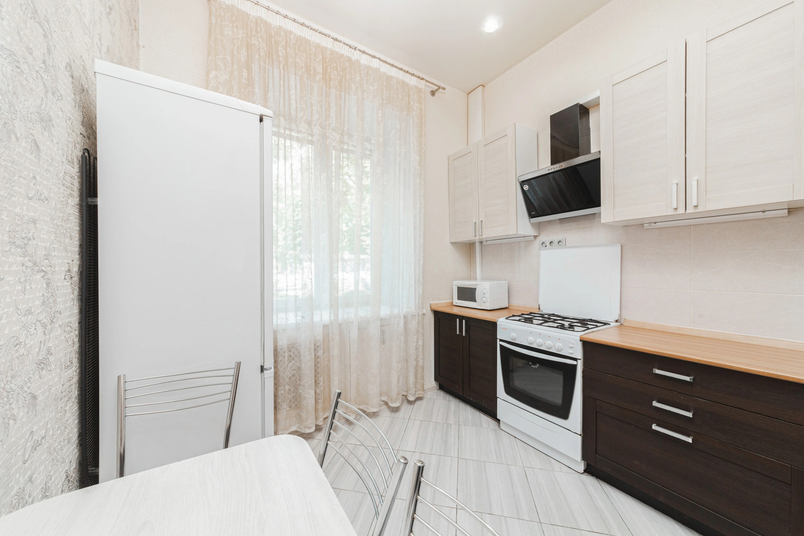 Новые апартаменты в центре на площади Победы