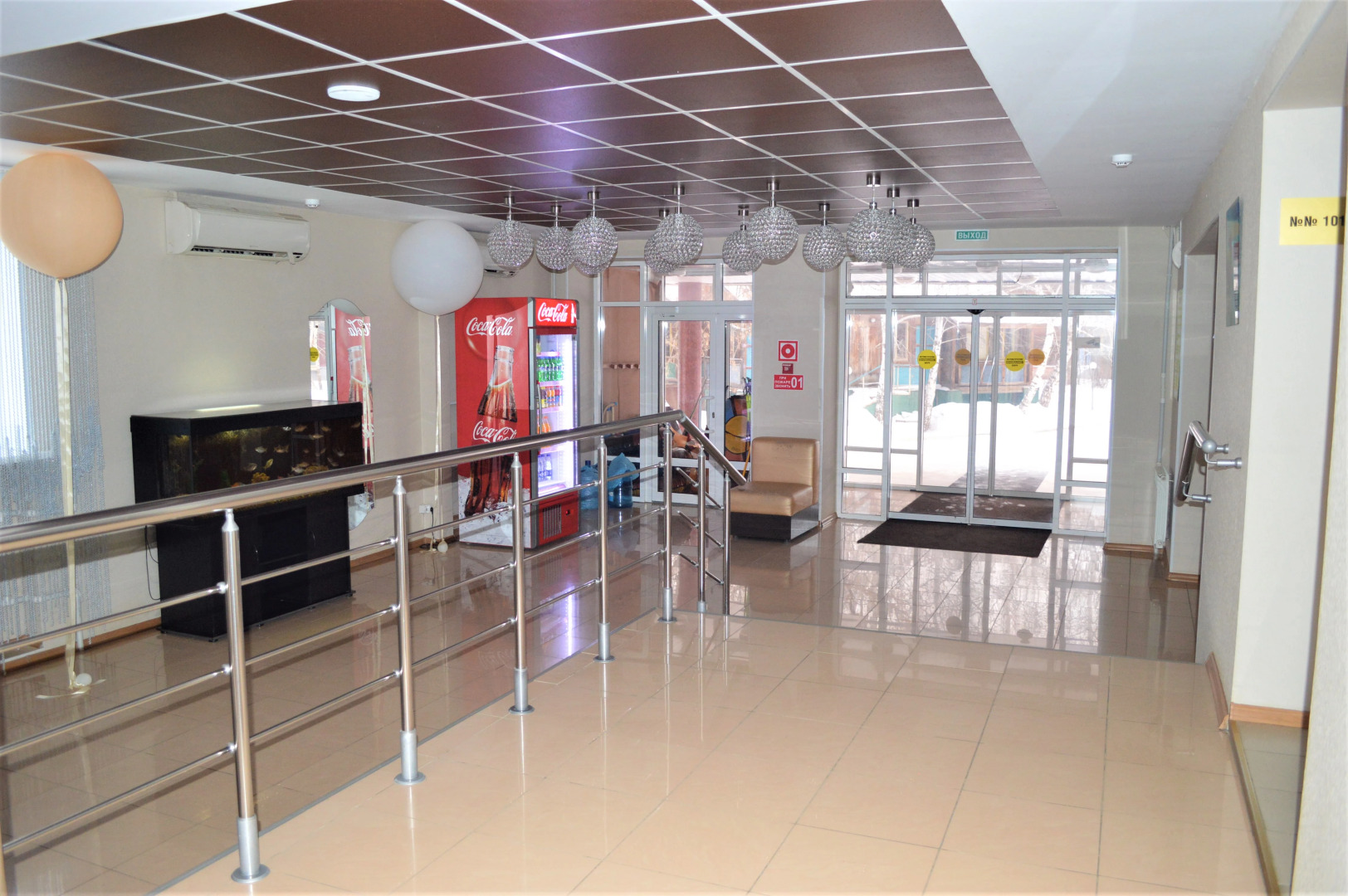 Отель Нежинка