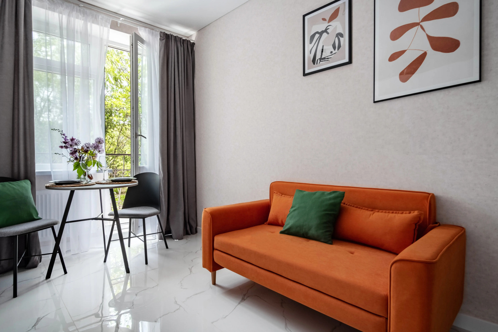 Квартира ПосуткаРу Очаровательная 16 Парк Культуры, Питьевая галерея и Рынок