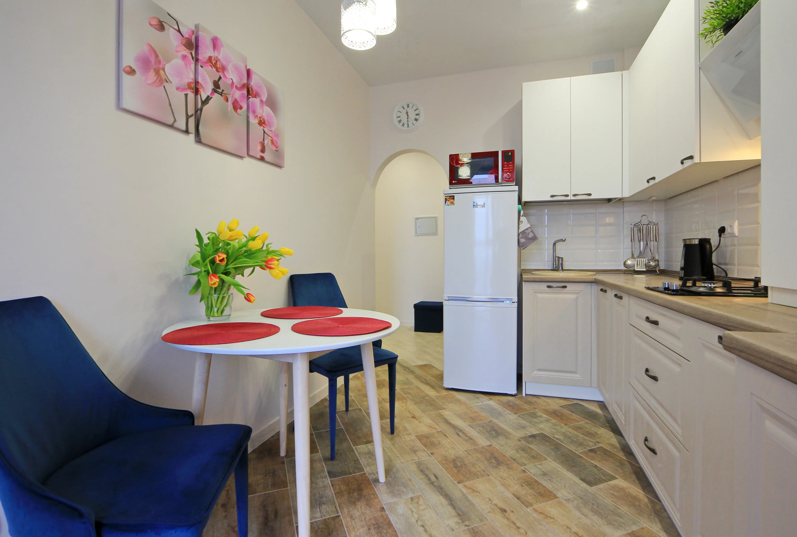 Апартаменты Горького 96