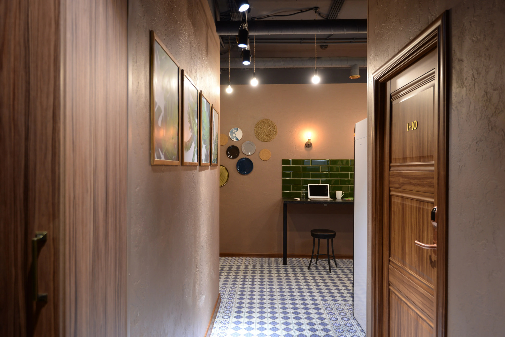 Капсульный отель InterQUBE Третьяковская