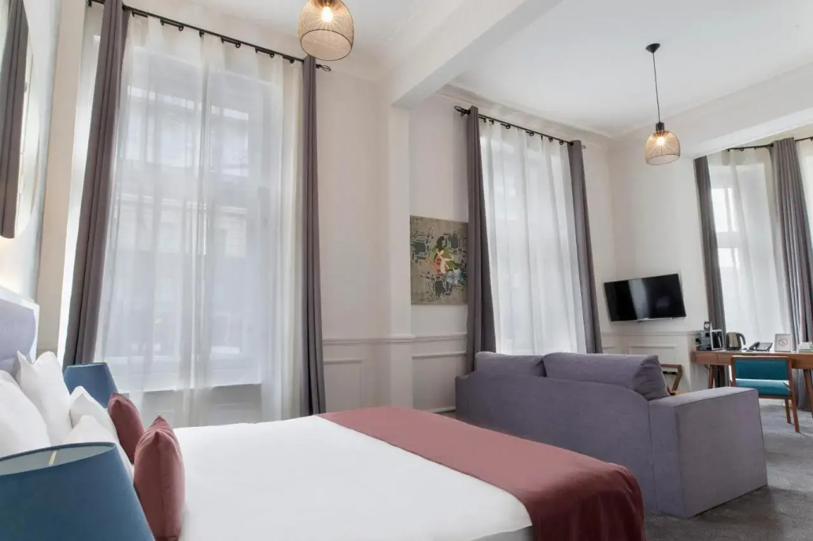 Отель Public House