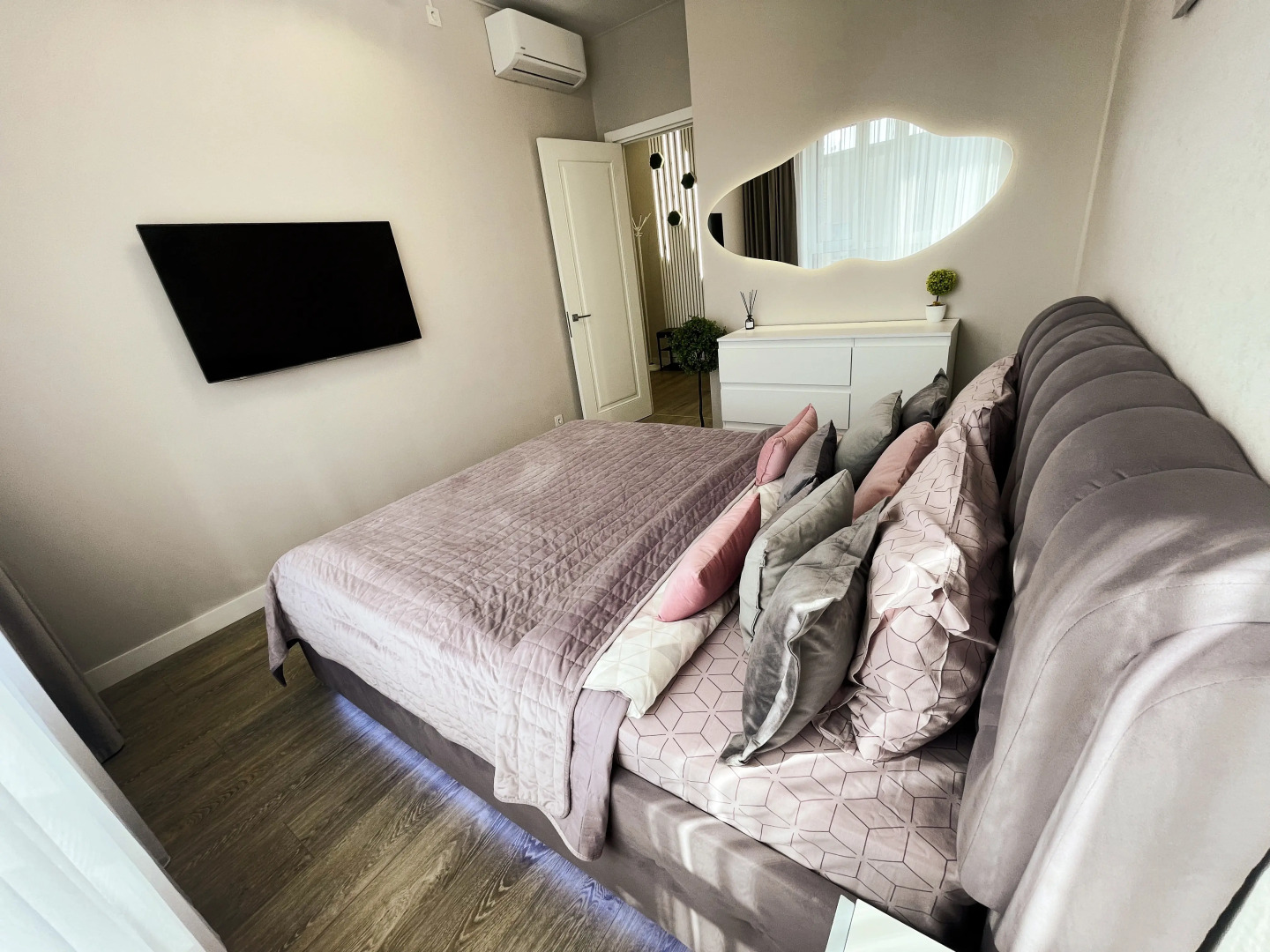 Квартира современная у Мещерского парка