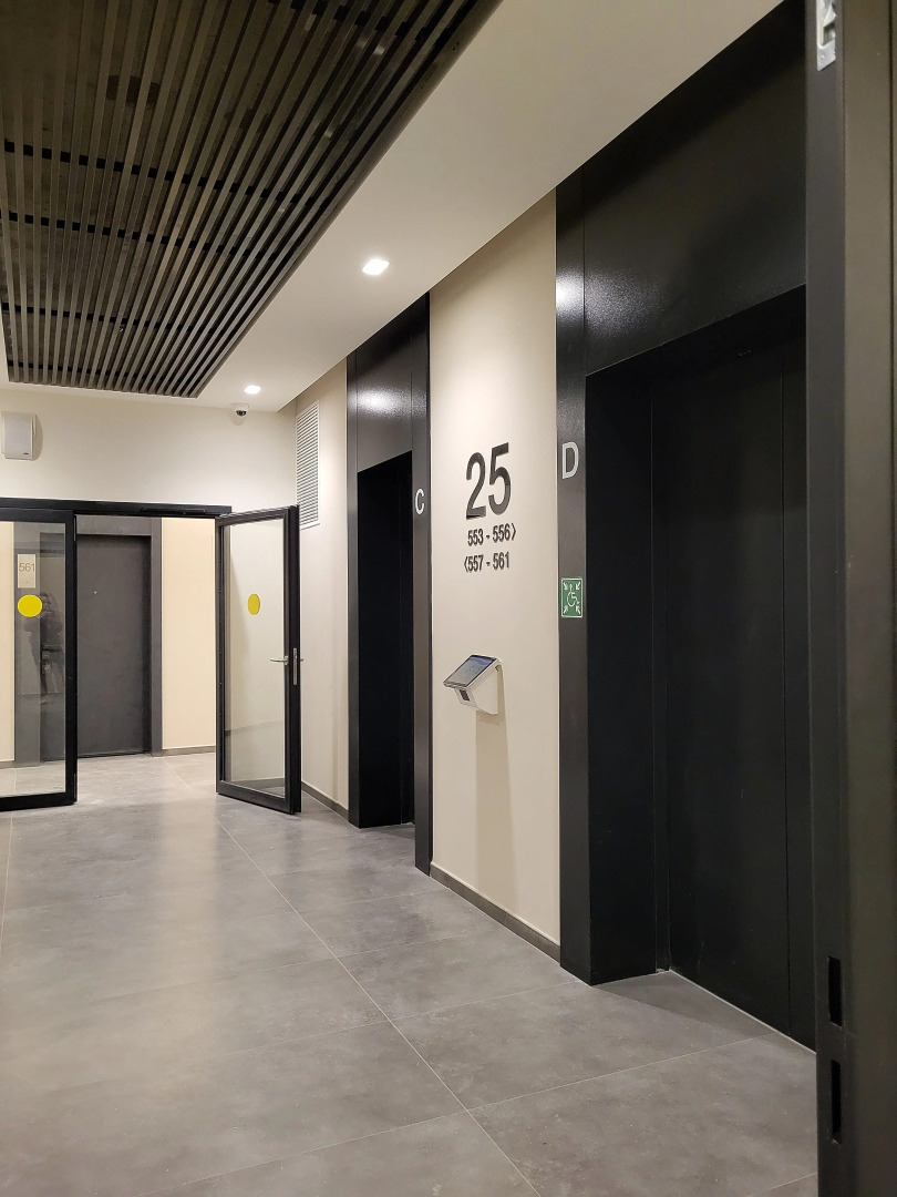 Апартаменты в Небоскрёбе Afi Tower