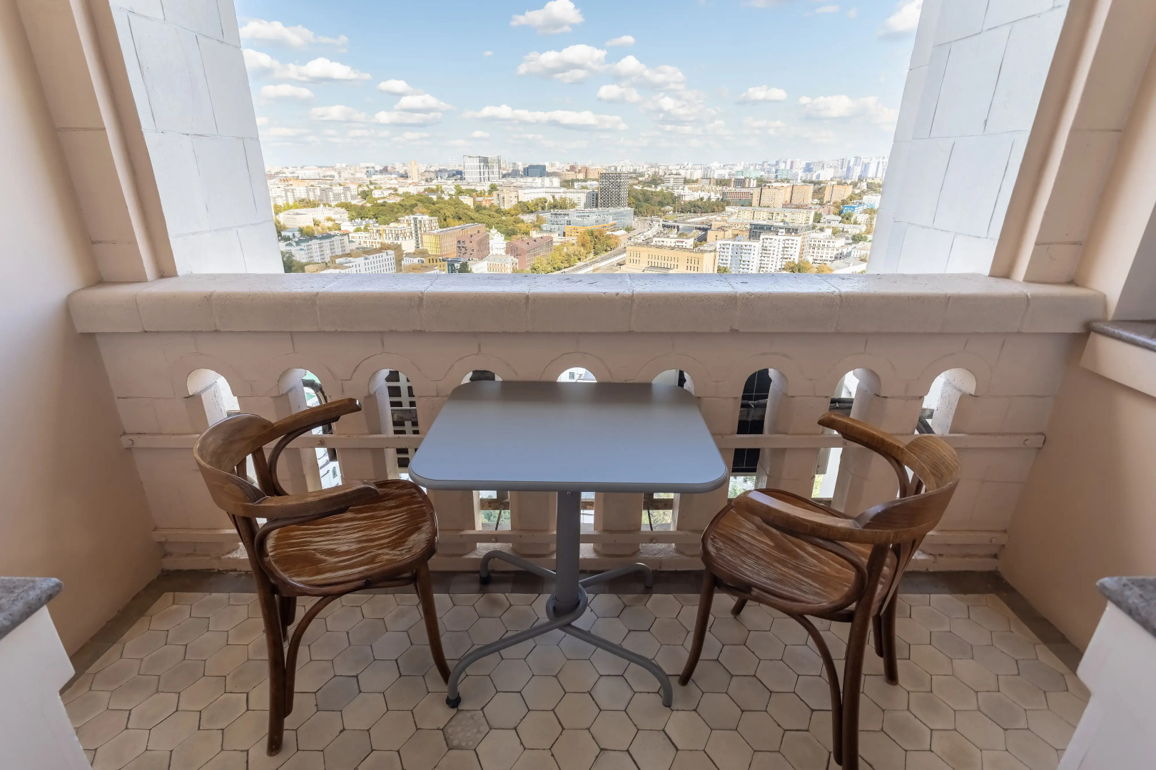Апартаменты Улучшенные с Балконом и Видом на Город