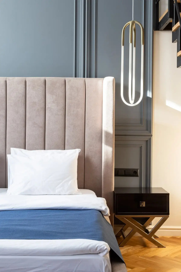 Меблированные комнаты F12